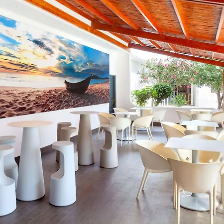 Aguamar Apartamentos, Cristianos Downtown Los Cristianos (Tenerife)