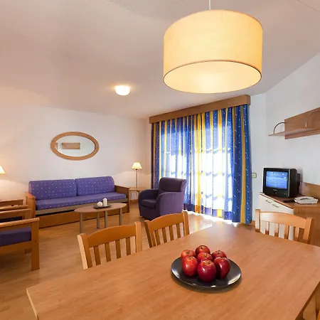 Ξενοδοχείο με διαμερίσματα Aguamar Apartamentos, Cristianos Downtown 3*