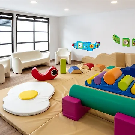 Апарт-отель Aguamar Apartamentos, Cristianos Downtown Лос Кристианос