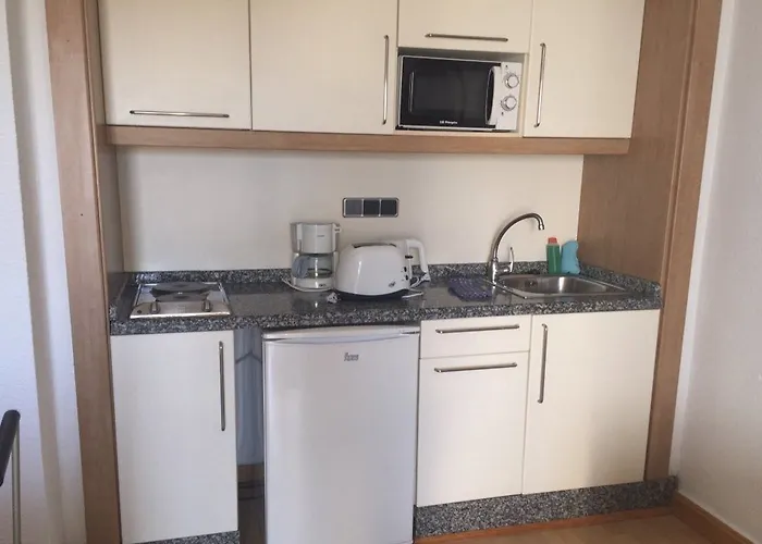 Aguamar Apartamentos, Cristianos Downtown Lägenhetshotell Los Cristianos (Tenerife)