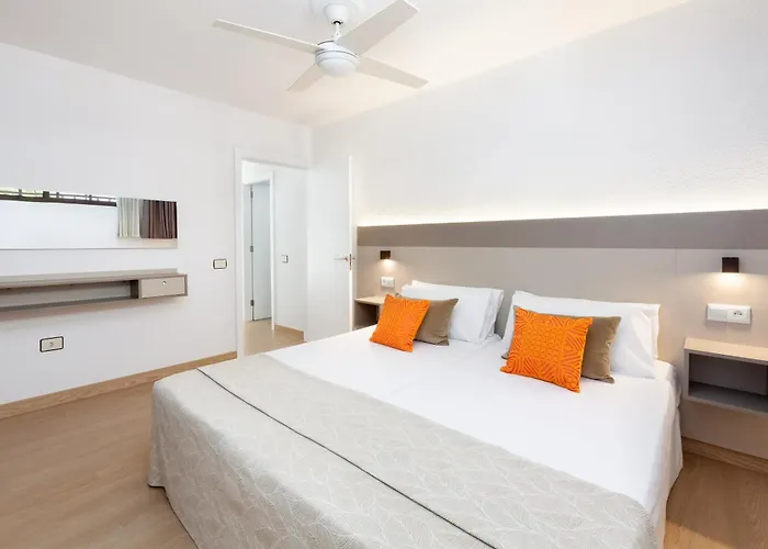 Aguamar Apartamentos, Cristianos Downtown מלון דירות לוס כריסטיאנוס
