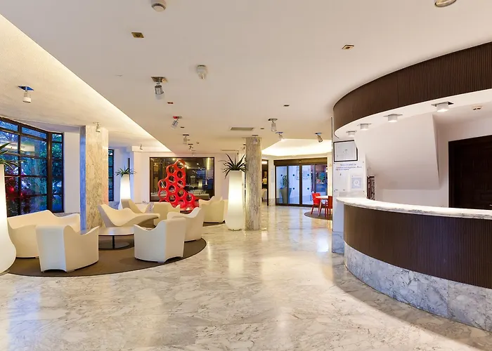 Aguamar Apartamentos, Cristianos Downtown 3* לוס כריסטיאנוס