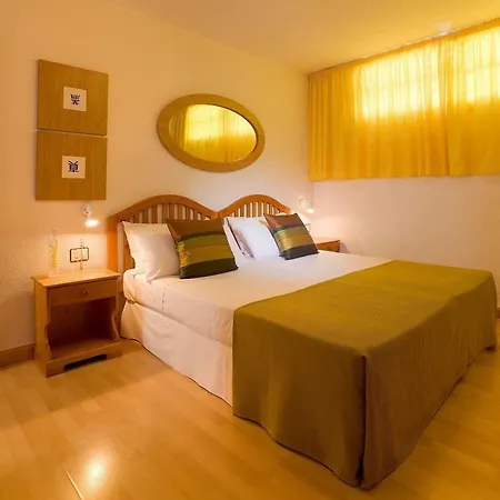 Aguamar Apartamentos, Cristianos Downtown Appart hôtel 3*