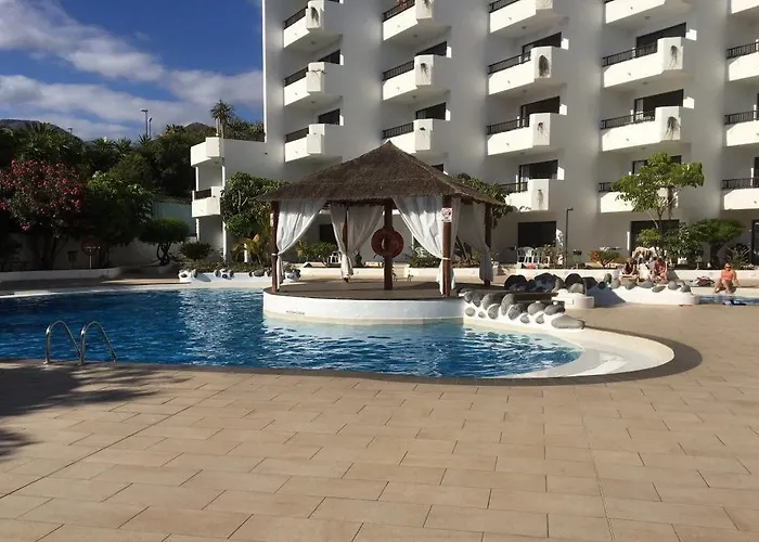 Aguamar Apartamentos, Cristianos Downtown