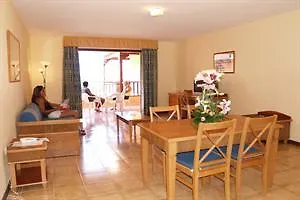 Ξενοδοχείο με διαμερίσματα Aguamar Apartamentos, Cristianos Downtown 3*
